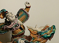 Chinese Earthenware - Desc: Imperial figures on dragons
